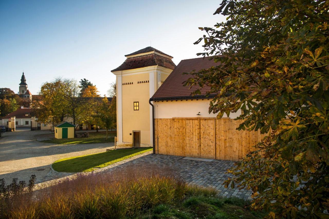 Penzion Pansky Dvur Telc Telč Exterior foto