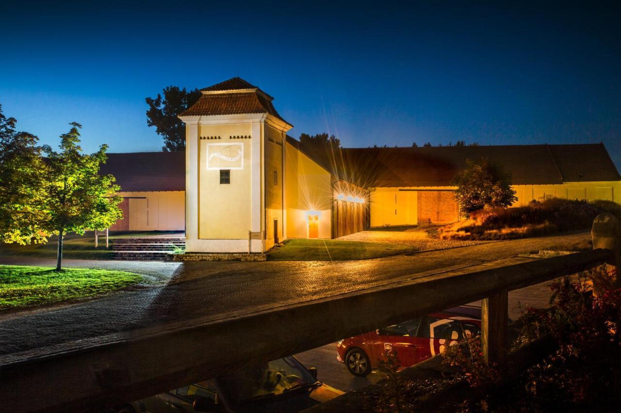 Penzion Pansky Dvur Telc Telč Exterior foto